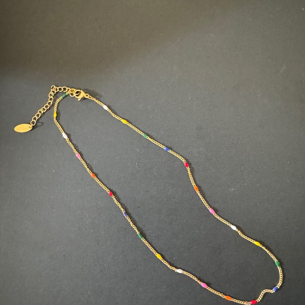 Atolea Aloha Choker Necklace - Picture 4 of 5